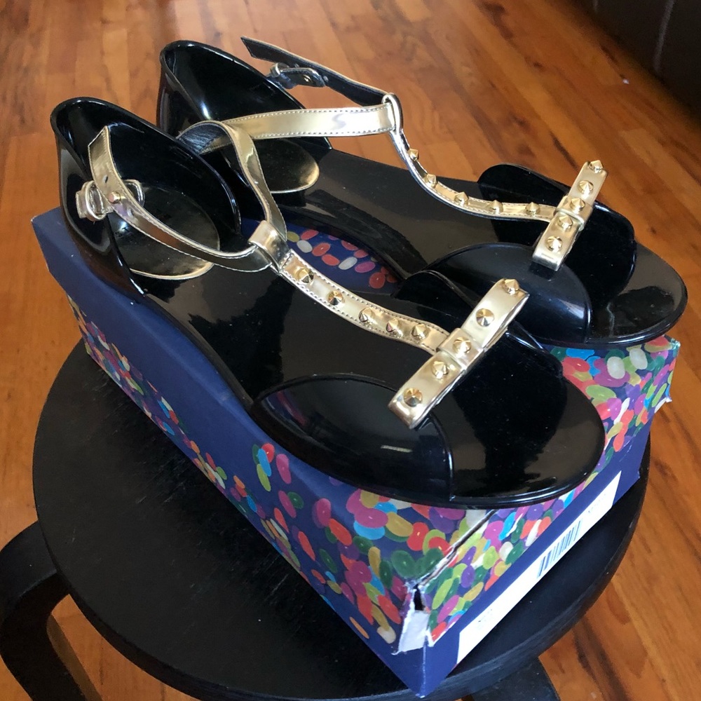 Stuart Weitzman Nifty Jelly